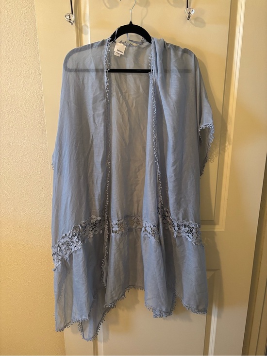 Arizona Jean Company Other - Light Blue Lace Trim Kimono / Cover-Up - summer, beach, boho
